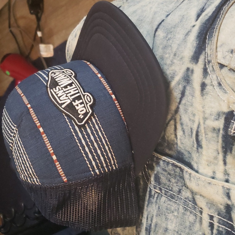 Vans hat - Picture 5 of 5